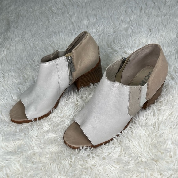 Sorel | Nadia Peep Toe Ankle Booties - Picture 6 of 11